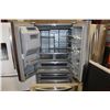 Image 4 : KITCHEN AID STAINLESS DOUBLE DOOR FRIDGE WITH WATER AND ICE AND SLIDE OUT FREEZER DRAWER IN WORKING 