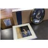 Image 2 : CONVEX GLASS PICTURE AND UNIQUE FRAMED WOOD PICTURE