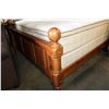 Image 2 : PINE QUEEN SIZE BEDFRAME