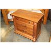 Image 2 : 3 DRAWER PINE NIGHTSTAND