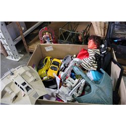 BOX OF STAR WARS TOYS AND OTHER TOYS