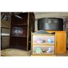 Image 2 : LOT OF DECORATIVE STORAGE SHELFS AND CASES