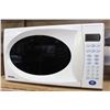 Image 1 : DANBY DESIGNER 1100 WATT MICROWAVE