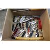 Image 2 : TRAY OF POCKET KNIVES