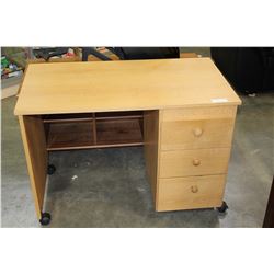PINE ROLLING DESK