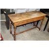 Image 1 : OAK HALL TABLE