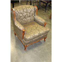 VINTAGE WINGBACK CHAIR