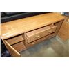Image 2 : OAK DRESSER