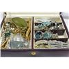 Image 1 : PURPLE JEWELLERY BOX AND CONTENTS