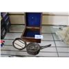 Image 1 : COMPASS IN WOOD CASE