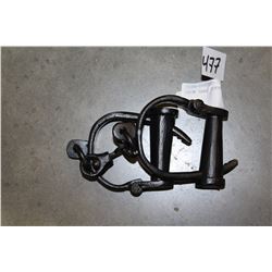 IRON HAND CUFFS