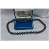 Image 1 : BLACK PEARL NECKLACE
