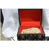 Image 2 : PEARL JEWELLRY IN TREASURE CHEST JEWELLRY BOX