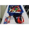 Image 1 : TOTE OF PEZ COLLECTIBLES