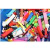 Image 2 : TOTE OF PEZ COLLECTIBLES