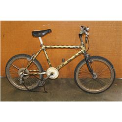 GOLD NO BRAND BIKE