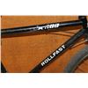 Image 2 : BLACK ROLL FAST MOUNTAIN BIKE