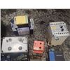 Image 9 : Lot of Misc Electrical Units, Relays, Breakers, Etc