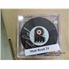 Image 1 : Matt Read 24 autographed hockey puck