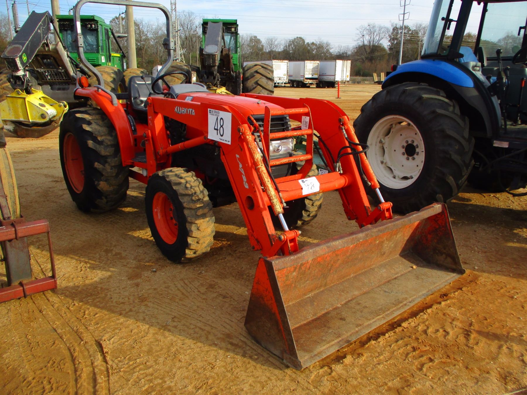 KUBOTA L3130HST FARM TRACTOR, VIN/SN41323 MFWD, 3 PTH, PTO, KUBOTA
