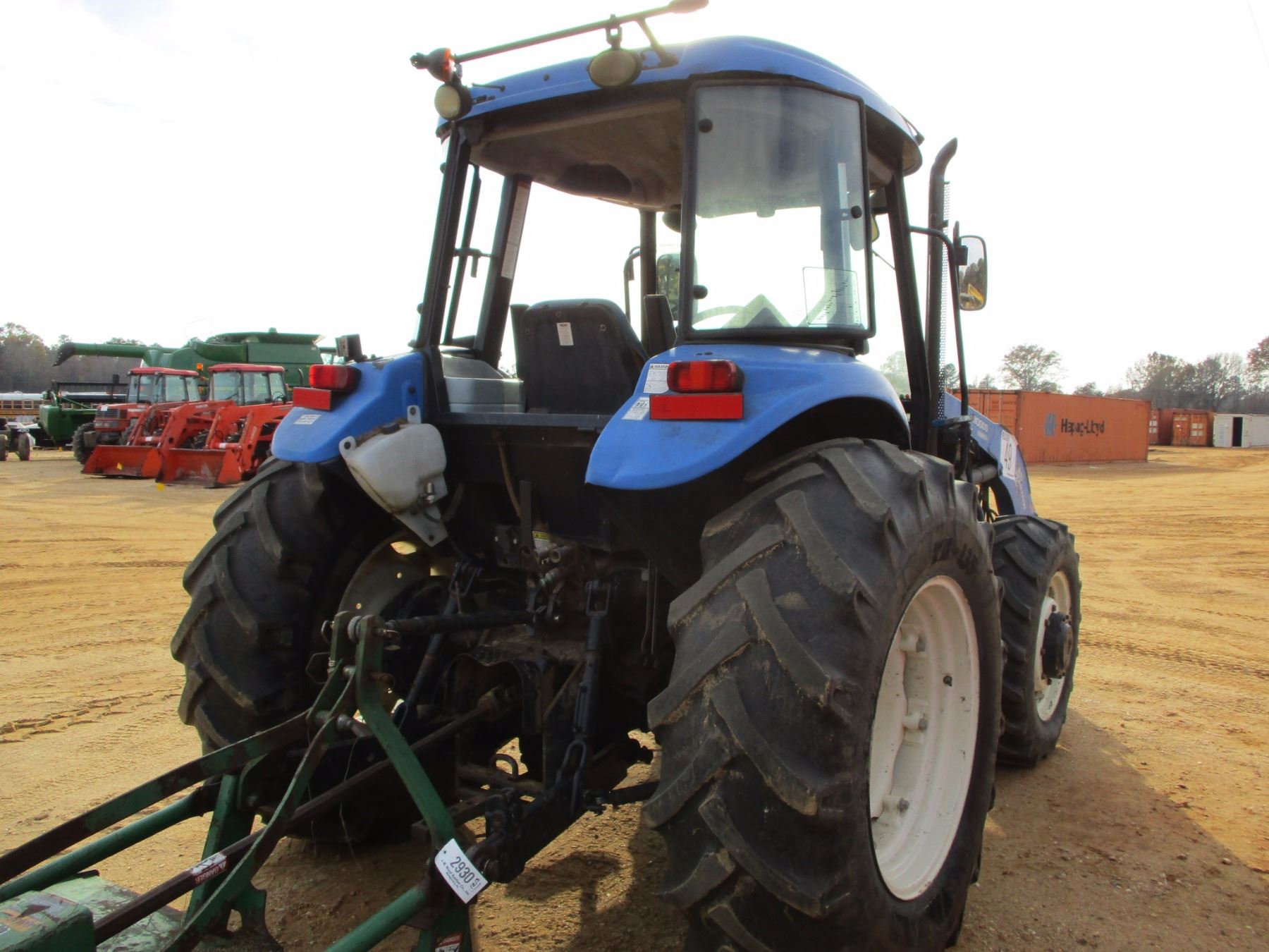 NEW HOLLAND TD5030 FARM TRACTOR, MFWD, PTO, 3 PT HITCH, 2 REMOTES