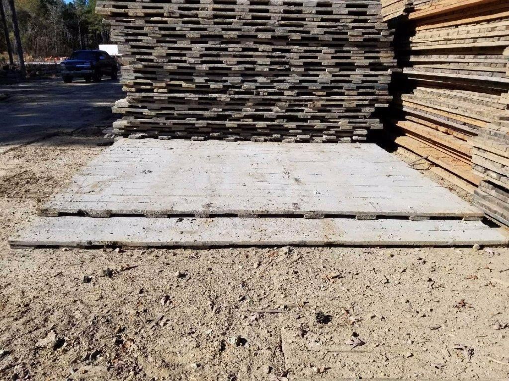 (50) 10 X 12 OAK LOGGING MATS WITH RUNNERS (SELLING OFFSITE LOCATED IN