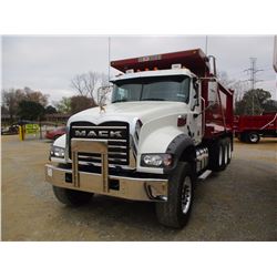 2017 MACK DUMP TRUCK, VIN/SN:1M2AX07C0HM036528 - TRI AXLE, 455HP MACK MP8 ENG, MACK T310M 10 SPD TRA