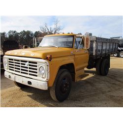 1976 FORD F600 DUMP, VIN/SN:F61DVV80136 - S/A, GAS ENG, 4 SPD TRANS, DUMP BODY, 8.25-20 TIRES ON SPO