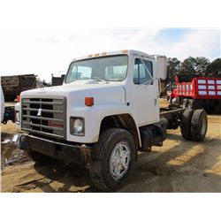 1988 INTERNATIONAL 1954 CAB & CHASSIS, VIN/SN:1HTLDTVN8JH593748 - IHC DIESEL ENGINE, 5 SPD 2 SPD TRA