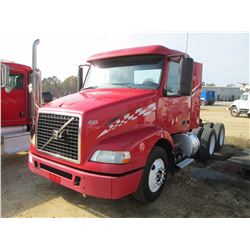 2005 VOLVO VNM64T TRUCK TRACTOR, VIN/SN:4V4MC9GF95N391753 - T/A, 365HP VOLVO D12 DIESEL ENGINE, 10 S