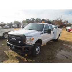 2012 FORD F350 SERVICE TRUCK, VIN/SN:1FD8W3H67CEA58265 - 4X4, CREW CAB, V8 GAS ENGINE, A/T, RAWSON-K