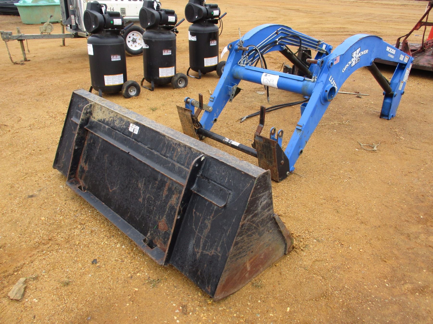 WOODS LU126 FRONT BUCKET ASSEMBLY, FITS FARM TRACTOR, W/GP BUCKET