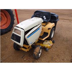 CUB CADET 1862 RIDING MOWER, VIN/SN:827468 - 46" DECK, GRASS BAGGER