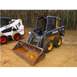 2011 JOHN DEERE 318D SKID STEER LOADER, VIN/SN:207986 - WHEELED, GP BUCKET, CANOPY, METER READING 1,