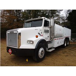 1996 FREIGHTLINER FUEL & LUBE TRUCK, VIN/SN:1FVX6MDB5TP700550 - T/A, CUMMINS M-11 DIESEL ENG, 8LL TR