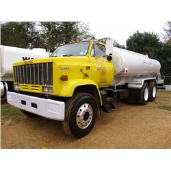 1990 GMC 7000 WATER TRUCK, VIN/SN:1GDT7D4Y8LV507568 - T/A, DIESEL ENGINE, A/T, 40K REARS, 12K FRONT,