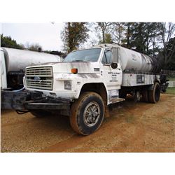 1990 FORD F800 DISTRIBUTOR TRUCK, VIN/SN:1FDXK84A8LVA24561 S/A, FORD DIESEL ENGINE, 5 & 2 TRANS, ETN