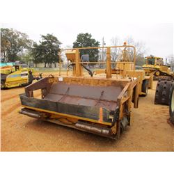 BLAW-KNOW RW100A ROAD WIDENER, VIN/SN:10015-10 - DIESEL ENGINE, HYDROSTAT TRANS, 385/65R22.5 TIRES, 