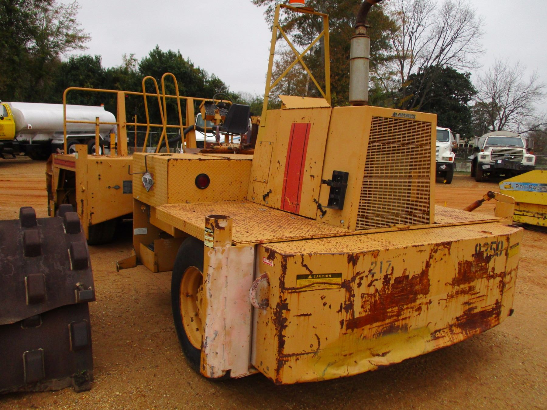 Volvo Rw100a BLAW-KNOW RW100A ROAD WIDENER, VIN/SN:10015-10 - DIESEL ENGINE ...