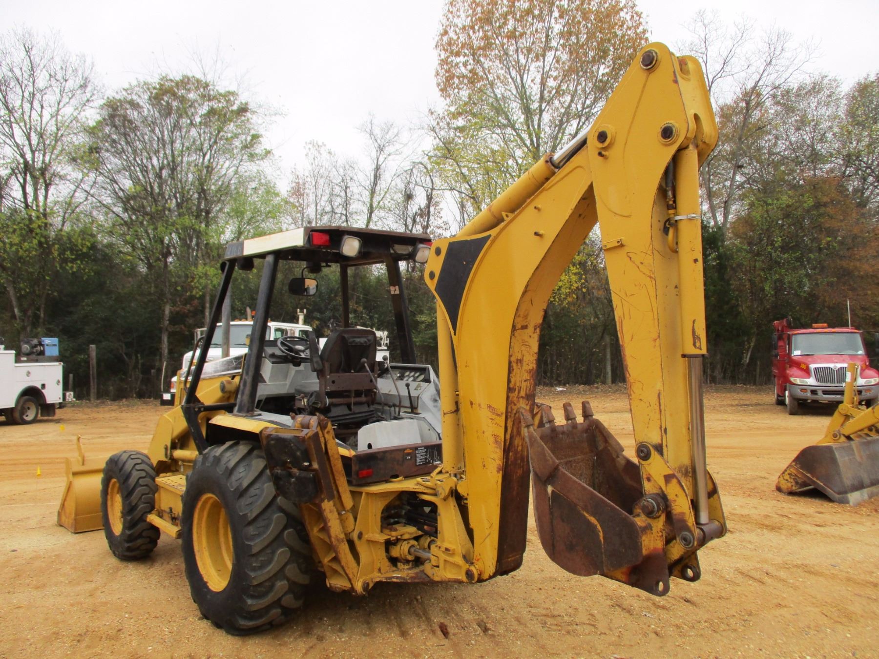 CAT 416B LOADER BACKHOE, VIN/SN8ZK08418 4X4, GP BUCKET, 23" HOE