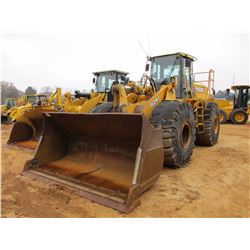 JOHN DEERE 824J WHEEL LOADER, VIN/SN:587444 - GP BUCKET, ECAB W/AC, 29.5-25 TIRES, METER READING 32,