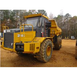 JOHN DEERE 250C ARTICULATED DUMP, VIN/SN:200097 - ECAB W/AIR, 23.5R25 TIRES