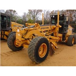 2001 VOLVO G720 VHP MOTOR GRADER, VIN/SN:X033220 - 12' MOLDBOARD W/TIP CONTROL, SCARIFIER, ECAB W/AI
