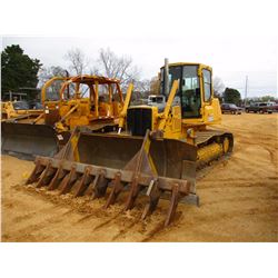 JOHN DEERE 750C CRAWLER TRACTOR, VIN/SN:831316 - 6 WAY BLADE, ECAB W/AIR, BLADE RAKE, METER READING 