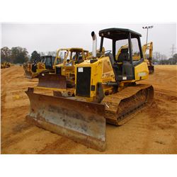 NEW HOLLAND D75 WT C.T. VIN/SN:N7DC75291 6 WAY BLADE, CANOPY, REAR SCREEN, METER READING 3,378 HOURS