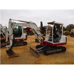 TAKEUCHI TB135 MINI EXCAVATOR, VIN/SN:13517069 - 5' 6" STICK, 12" BUCKET, HYD THUMB, AUX HYD, BLADE 