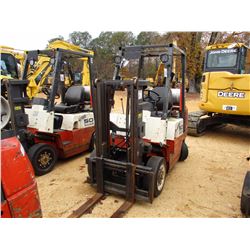 NISSAN 50 FORKLIFT, - 4,655# CAP, LP GAS, CANOPY