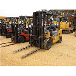 CAT DP30 FORKLIFT, VIN/SN:73M01238 - 6,000# CAP, TRIPLE STAGE MAST, CANOPY, METER READING 3,677 HOUR