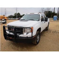 2011 GMC 2500HD PICK UP TRUCK, VIN/SN:1GT22ZCGXBZ445960 - X4X, EXTENDED CAB, V8 GAS ENGINE, AUTO TRA