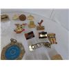 Image 2 : Pinbacks